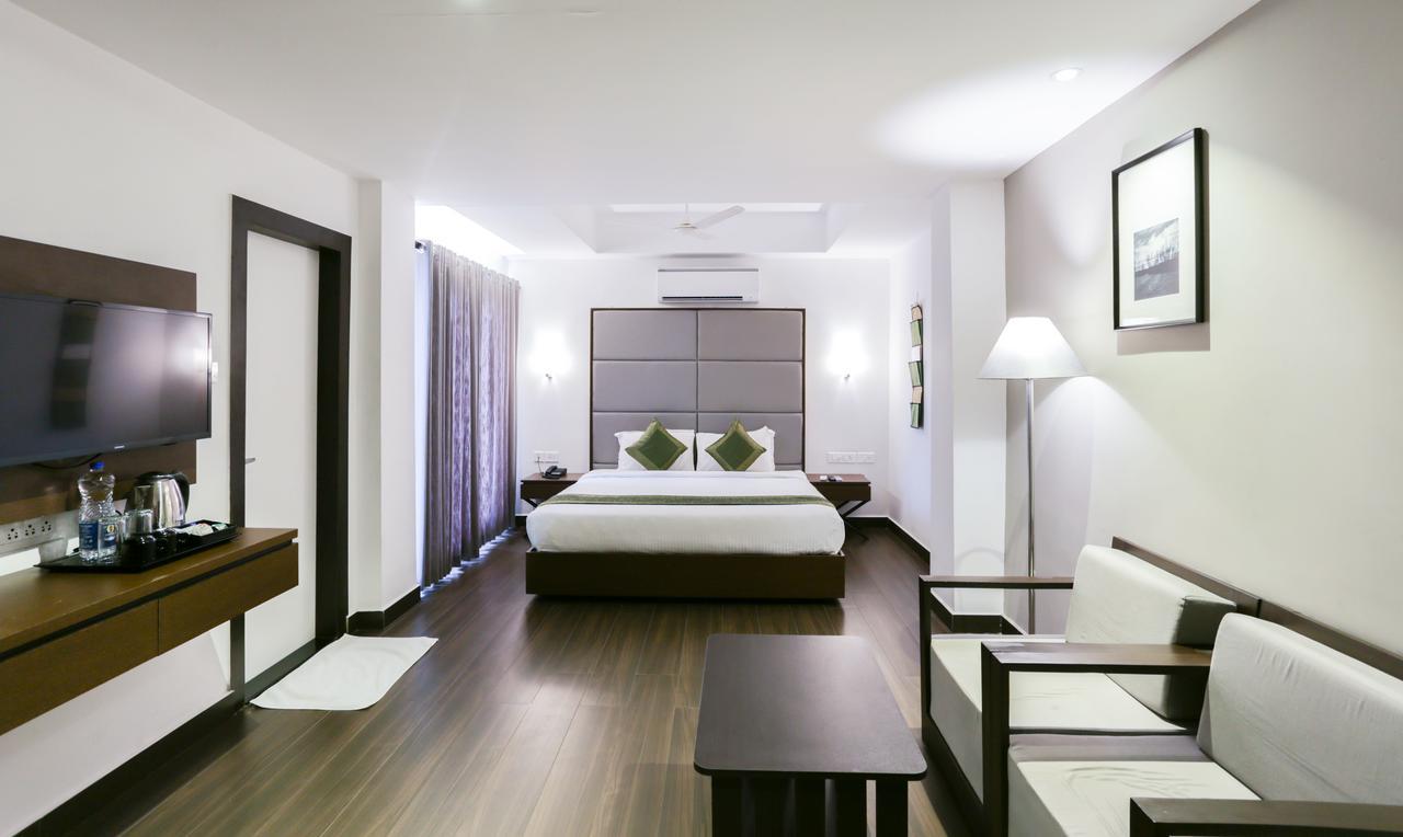 Hotel Crown Suites Kochi Exterior foto